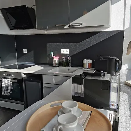 Appartamento Bahnhof Loft & *